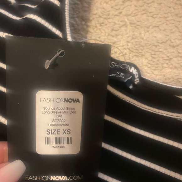 Never worn fashion nova set - Picture 2 of 2